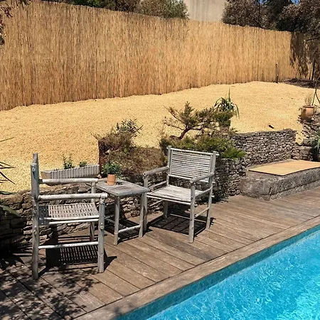 Le Havre De Paix En Garrigue 4 3 Sdb Piscine * Bezouce